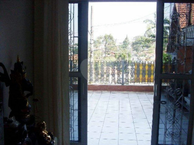 Sobrado à venda com 3 quartos, sendo 1 suíte,  em Horto Florestal, São Paulo, SP