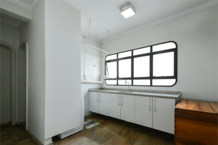 Apartamento à venda com 4 quartos, sendo 3 suítes,  em Jardim Paulista, São Paulo, SP