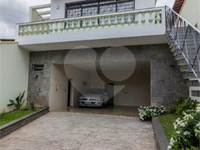 Casa à venda com 3 suítes em Horto, São Paulo, SP