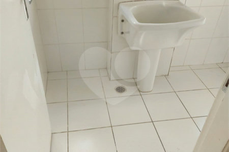Apartamento à venda ou para alugar com 3 quartos em Vila Eldízia, Santo André, SP