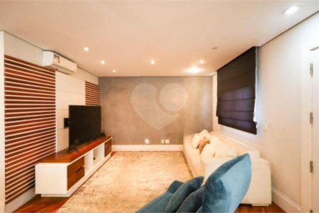 Apartamento à venda ou para alugar com 3 quartos, sendo 2 suítes, em Vila Sofia, São Paulo, SP