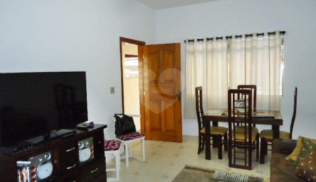 Casa à venda com 3 quartos, sendo 1 suíte,  em Jardim Peri, São Paulo, SP