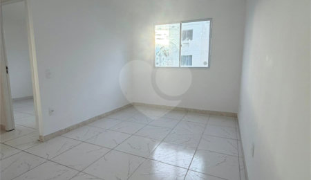 Apartamento à venda com 2 quartos em Guaratiba, Rio de Janeiro, RJ