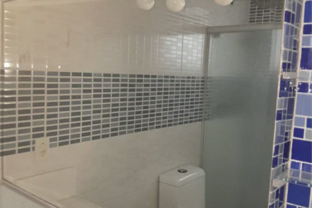Casa à venda ou para alugar com 4 suítes em Chácaras São Carlos, Cotia, SP
