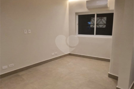 Casa à venda com 3 quartos, sendo 2 suítes,  em Mirandópolis, São Paulo, SP
