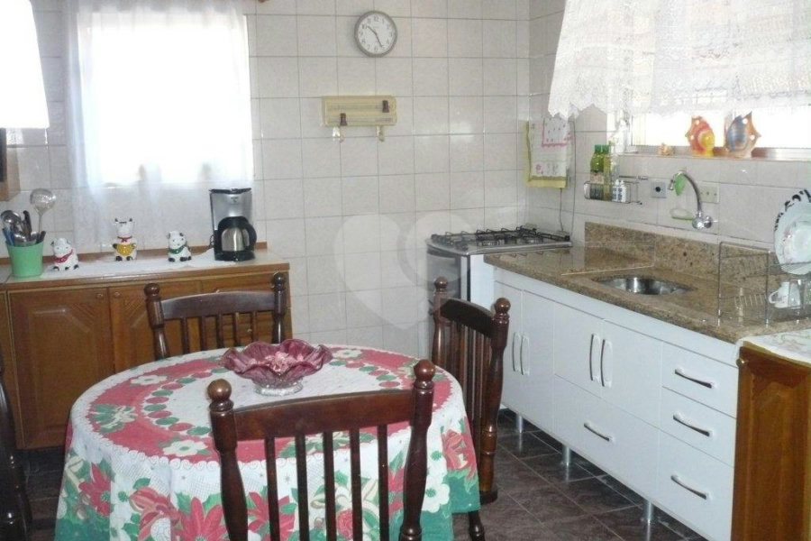 Sobrado à venda com 2 quartos em Vila Guilherme, São Paulo, SP