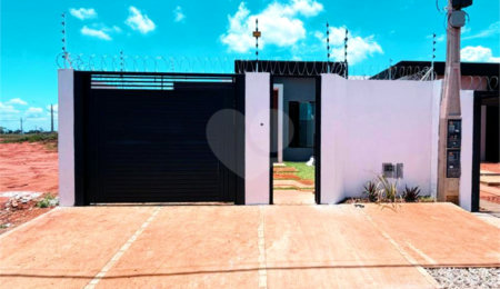 Casa à venda com 2 quartos, sendo 1 suíte,  em Portal das Araras, Três Lagoas, MS