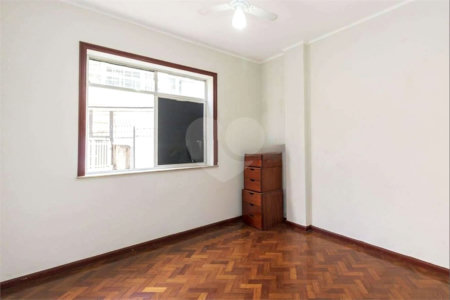 Apartamento à venda com 3 quartos em Humaitá, Rio de Janeiro, RJ