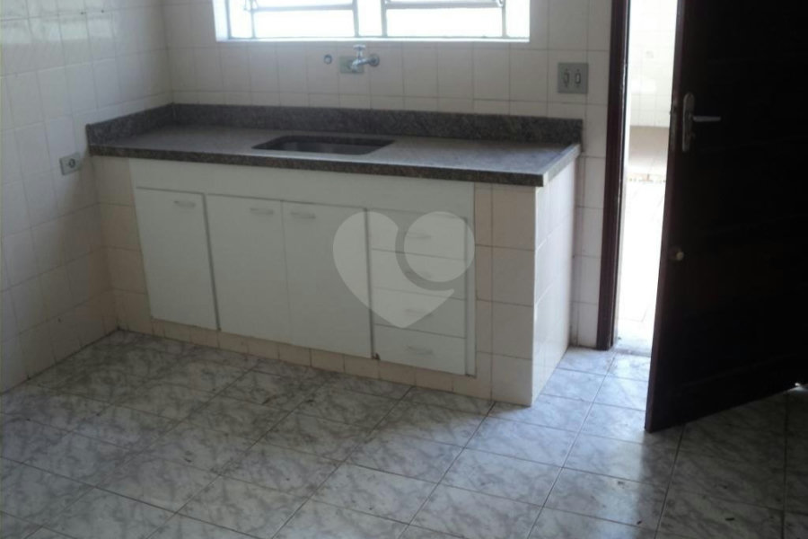 Sobrado à venda com 3 quartos, sendo 1 suíte, em Vila Nova Mazzei, São Paulo, SP