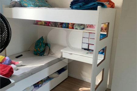 Apartamento à venda com 2 quartos em Parque Reboucas, São Paulo, SP