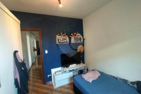 Sobrado à venda com 3 quartos em Chora Menino, São Paulo, SP