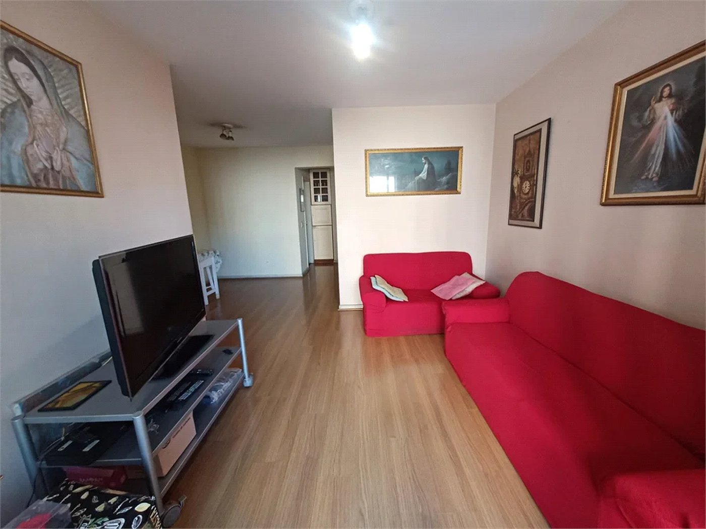 Apartamento à venda com 3 quartos, sendo 1 suíte, em Jardim das Acácias, São Paulo, SP
