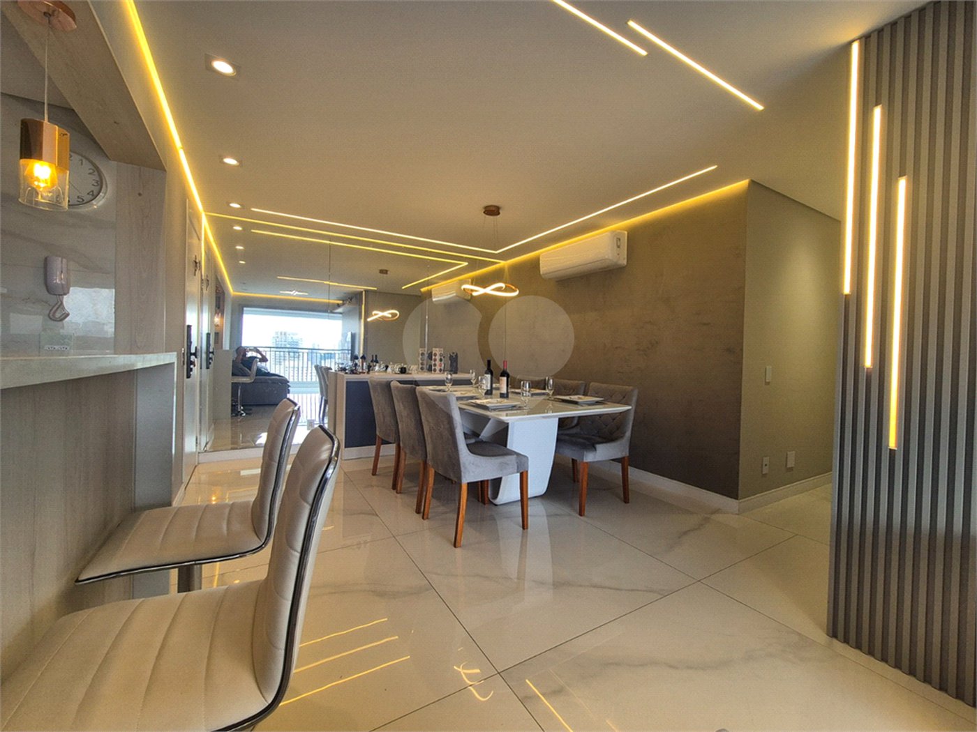 Apartamento à venda com 3 quartos, sendo 2 suítes, em Jardim Caboré, São Paulo, SP