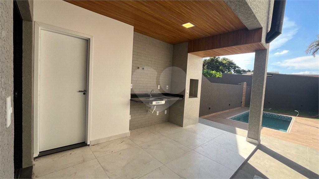 Casa à venda ou para alugar com 3 suítes em Nova Gardênia, Atibaia, SP
