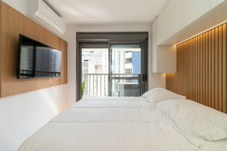 Apartamento à venda com 2 suítes em Santo Amaro, São Paulo, SP