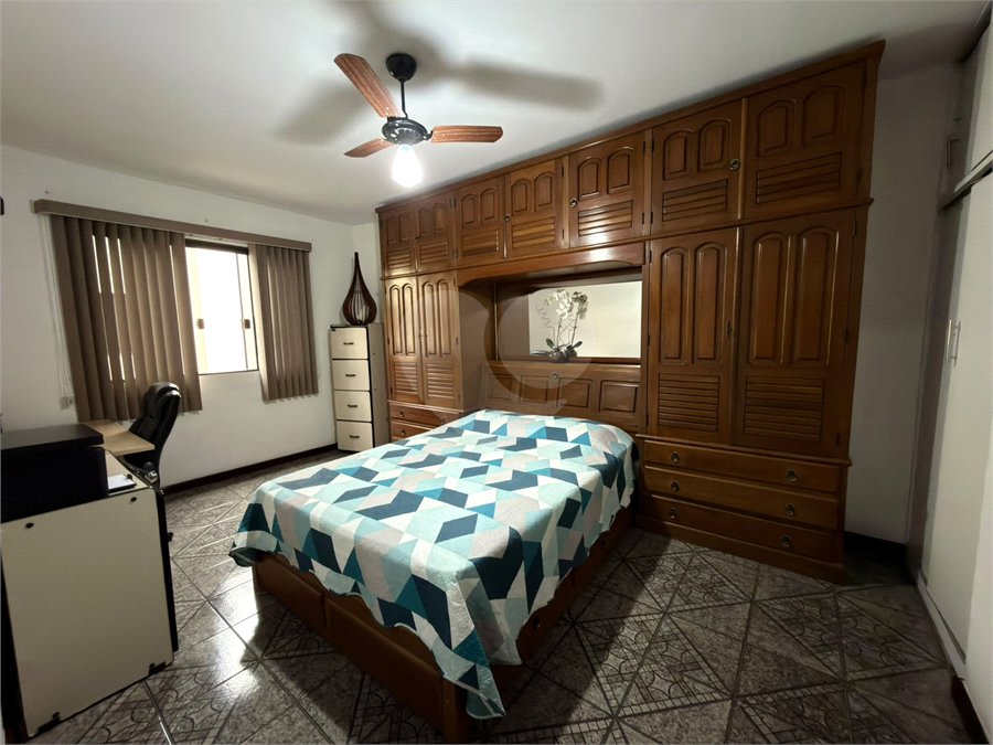 Casa em condomínio à venda com 3 quartos em Jardim Caiçara, Cabo Frio, RJ