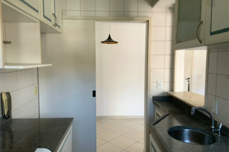 Apartamento à venda com 1 suíte em Jardim das Bandeiras, São Paulo, SP