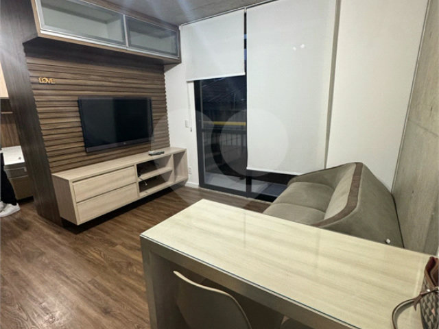 Apartamento à venda com 1 quarto em Santo Amaro, São Paulo, SP