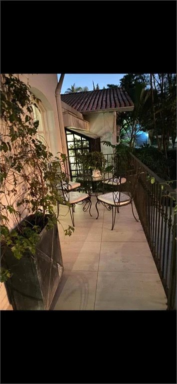 Casa Térrea à venda ou para alugar com 4 quartos, sendo 2 suítes, em Jardim Guedala, São Paulo, SP