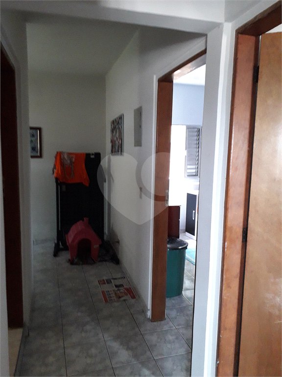 Casa à venda com 3 quartos, sendo 1 suíte, no condomínio Luís de Oliveira Bulhões, São Paulo - SP