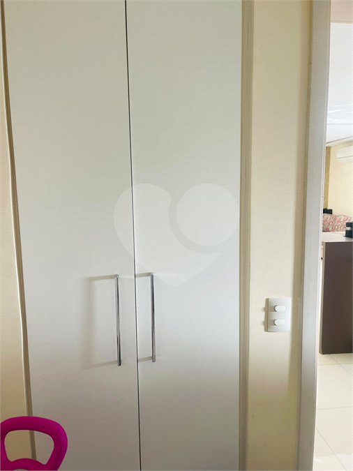 Apartamento à venda com 3 quartos, sendo 1 suíte,  em Vila Suissa, Mogi das Cruzes, SP
