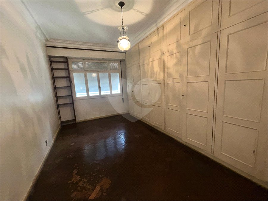 Apartamento à venda com 4 quartos, sendo 1 suíte,  em Flamengo, Rio de Janeiro, RJ