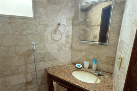 Apartamento à venda com 3 quartos, sendo 1 suíte, em Vila Nova, Cabo Frio, RJ