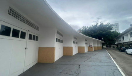 Casa com 2 dormitórios para alugar, 120 m² por R$ 5.000,00/mês - Encruzilhada - Santos/SP