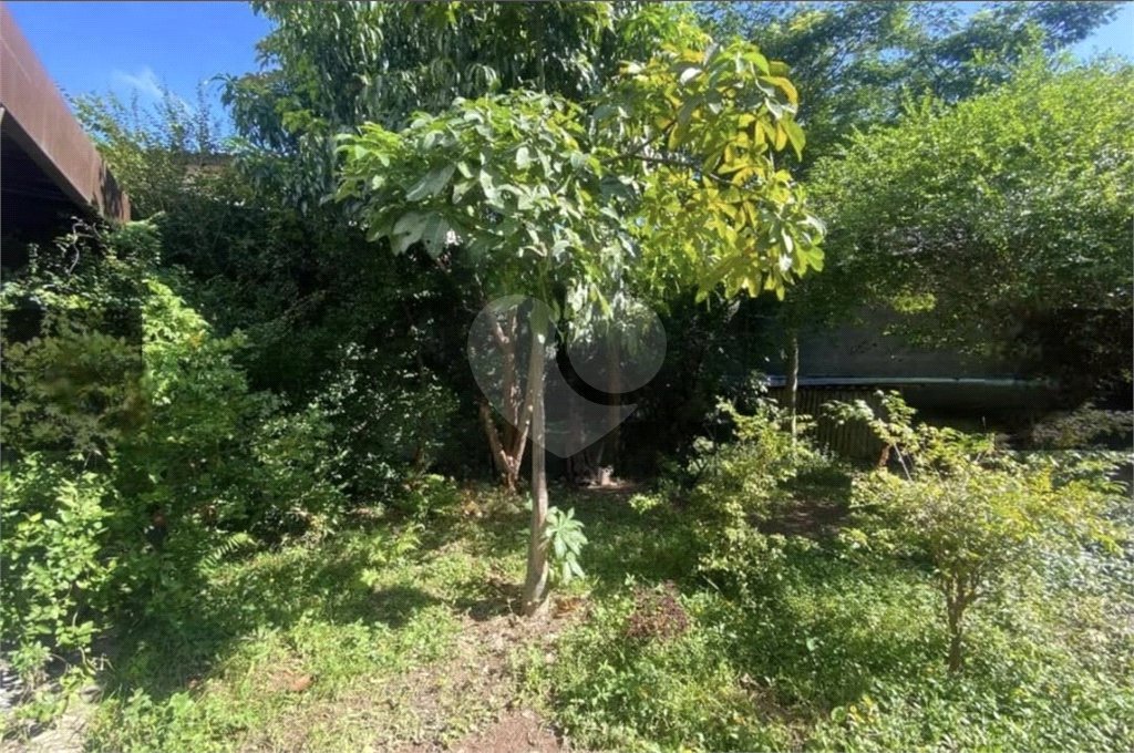 Casa no TREMEMBÉ Casa Estilo Rústico Industrial - JD GUAPIRA - CONDOMÍNIO FECHADO