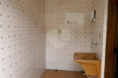 Sobrado à venda com 3 quartos, sendo 1 suíte,  em Cidade Monções, São Paulo, SP