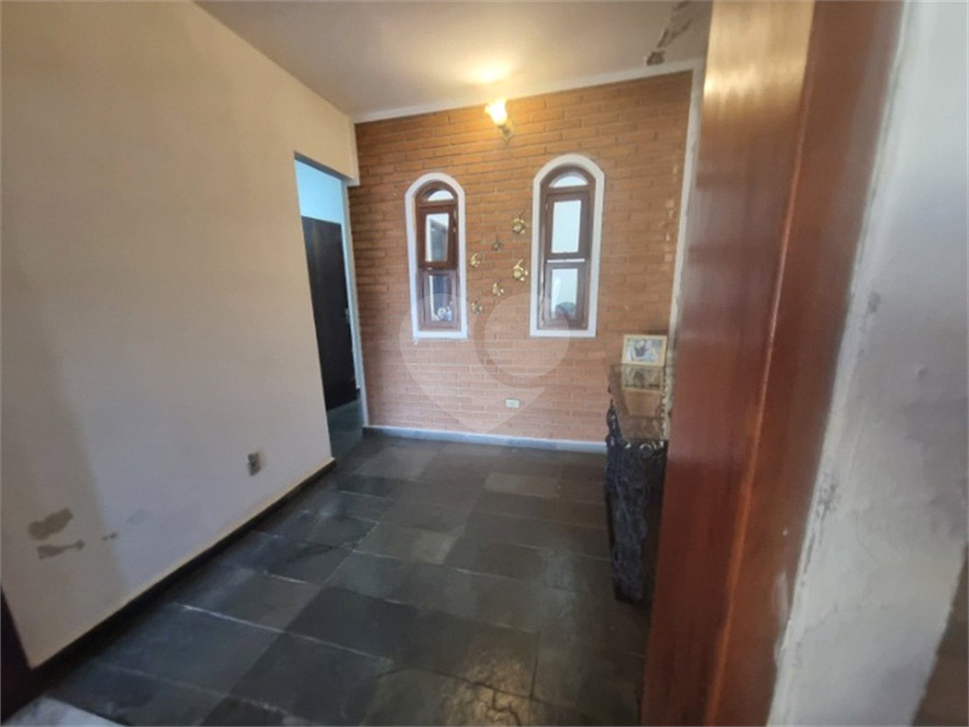 Casa à venda com 3 quartos, sendo 1 suíte, no Centro, Vinhedo, SP