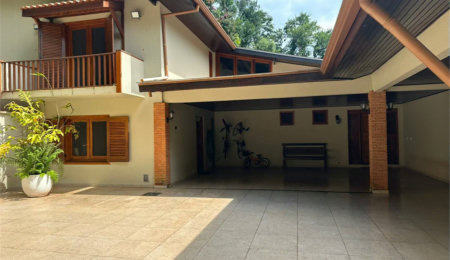 Casa à venda com 4 quartos, sendo 2 suítes,  no condomínio Chacara Marques, Santana de Parnaíba - SP