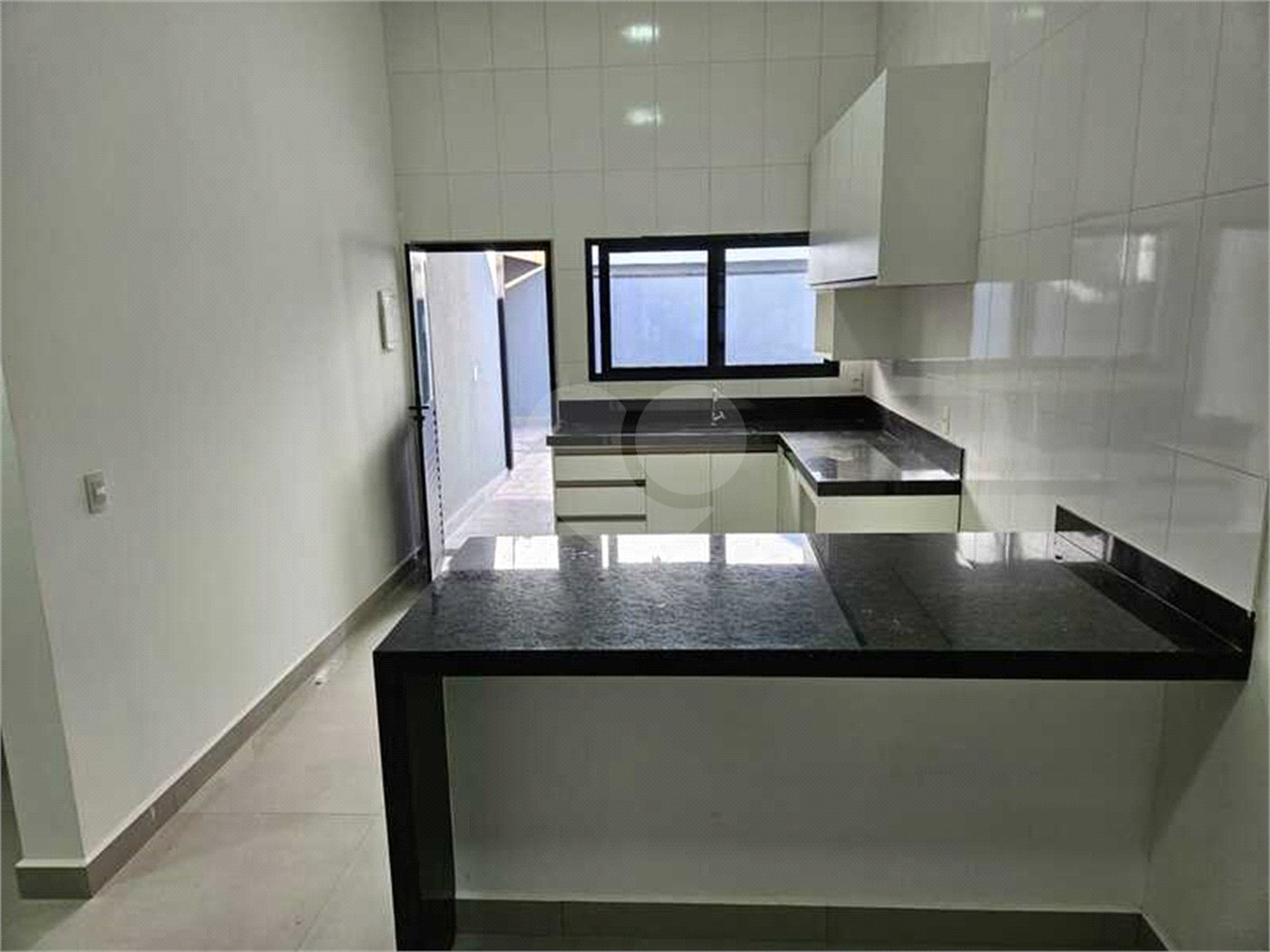 Casa à venda com 2 quartos, sendo 1 suíte, em Jardim dos Colibris, Indaiatuba, SP