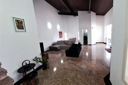 Casa à venda com 3 suítes no condomínio Vinhas da Vista Alegre Sede, Vinhedo - SP