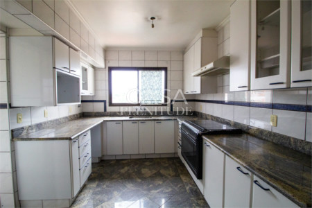 Apartamento à venda com 4 suítes no Centro, Sorocaba, SP