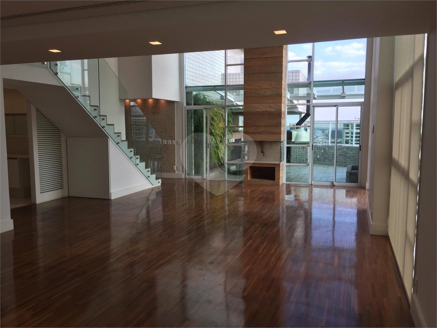 Apartamento à venda ou para alugar com 4 suítes em Jardim Morumbi, São Paulo, SP