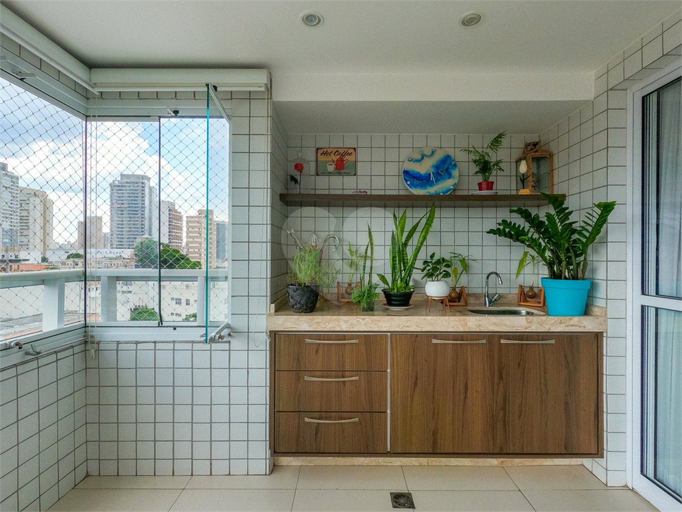 Apartamento à venda com 3 suítes em Vila Dom Pedro I, São Paulo, SP