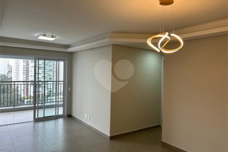 Apartamento à venda com 3 quartos, sendo 1 suíte, em Jardim Caboré, São Paulo, SP