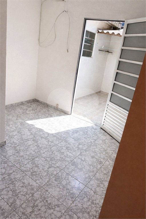 Casa à venda com 3 quartos, sendo 1 suíte, em Jardim Campo Limpo, São Paulo, SP