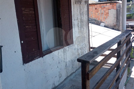 Casa à venda com 3 quartos em Vila Nivi, São Paulo, SP