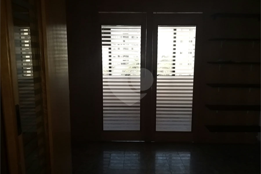 Prédio à venda em Santana, São Paulo, SP