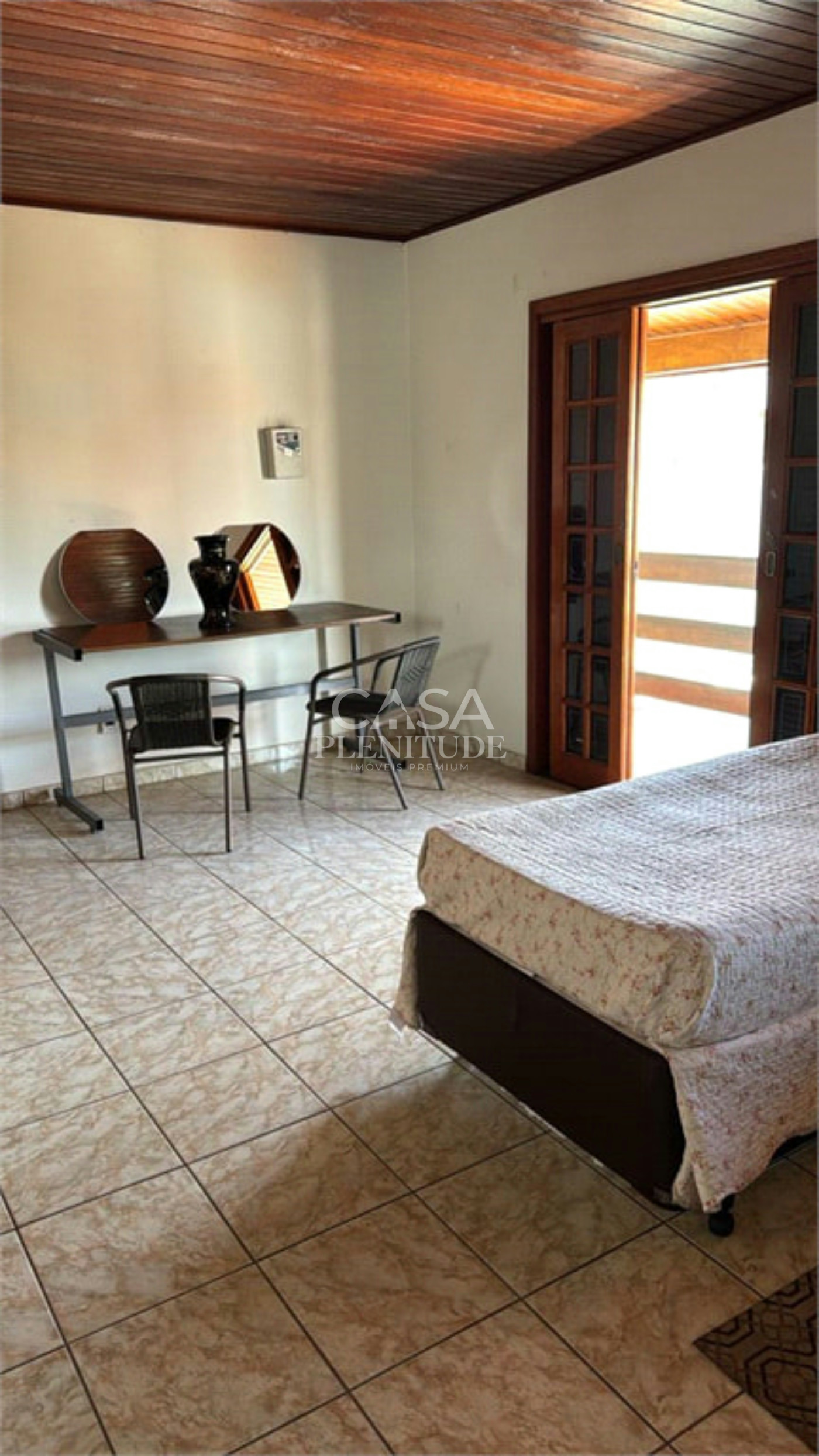 Sobrado à venda com 3 quartos, sendo 2 suítes, em Jardim Simus, Sorocaba, SP