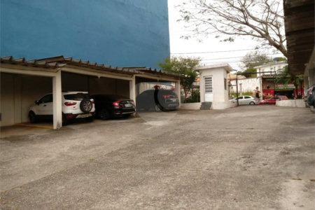 Apartamento à venda com 3 quartos, sendo 1 suíte, no Centro, Poá, SP