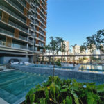 Apartamento à venda ou para alugar com 3 quartos, sendo 1 suíte,  em Jardim das Acácias, São Paulo, SP