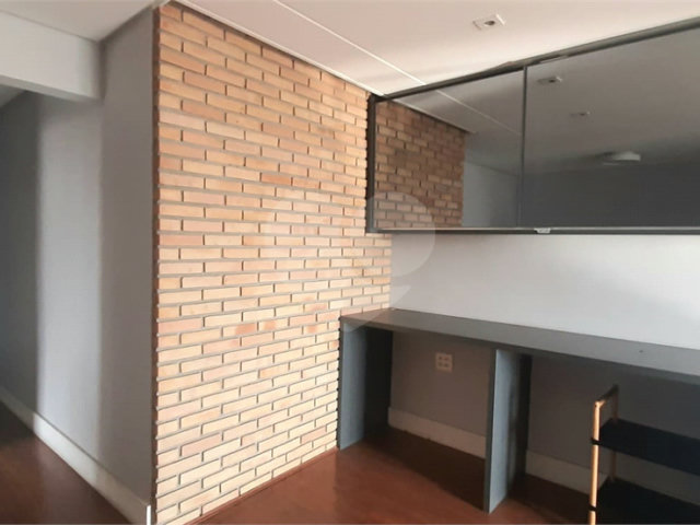 Apartamento à venda com 3 quartos, sendo 1 suíte,  em Santana, São Paulo, SP