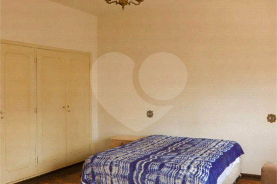Casa à venda com 3 quartos no condomínio Paderewsky, São Paulo - SP