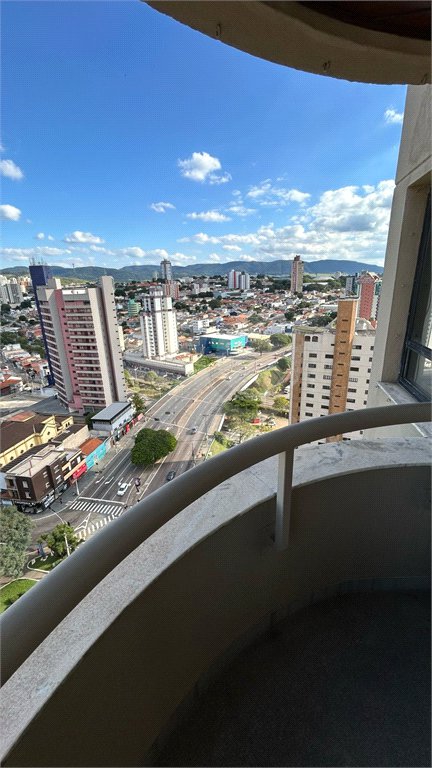 Apartamento à venda com 3 quartos, sendo 1 suíte, no Centro, Jundiaí, SP