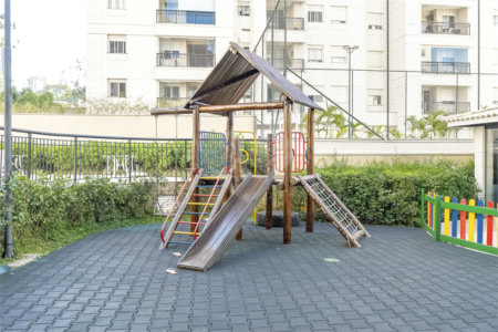 Apartamento à venda com 3 quartos, sendo 1 suíte, em Jardim Parque Morumbi, São Paulo, SP