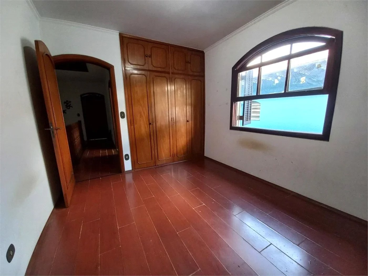 Casa à venda com 3 quartos, sendo 1 suíte, em Jardim das Vertentes, São Paulo, SP