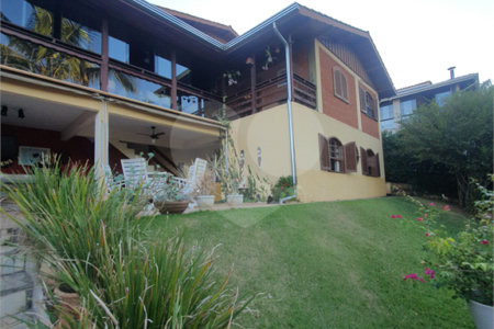 Casa à venda com 4 quartos, sendo 2 suítes,  no condomínio Vinhas da Vista Alegre - Lado Café, Vinhedo - SP